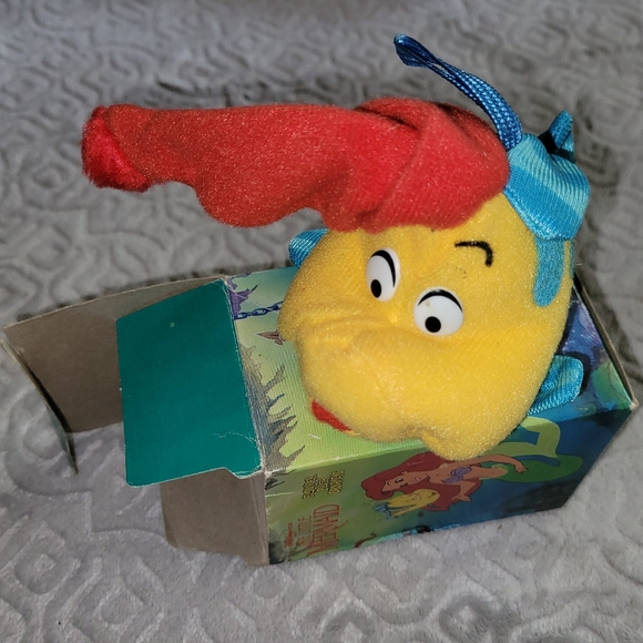 1988 Vintage LITTLE MERMAID FLOUNDER McDonald's Christmas Ornament - Picture 2 of 11